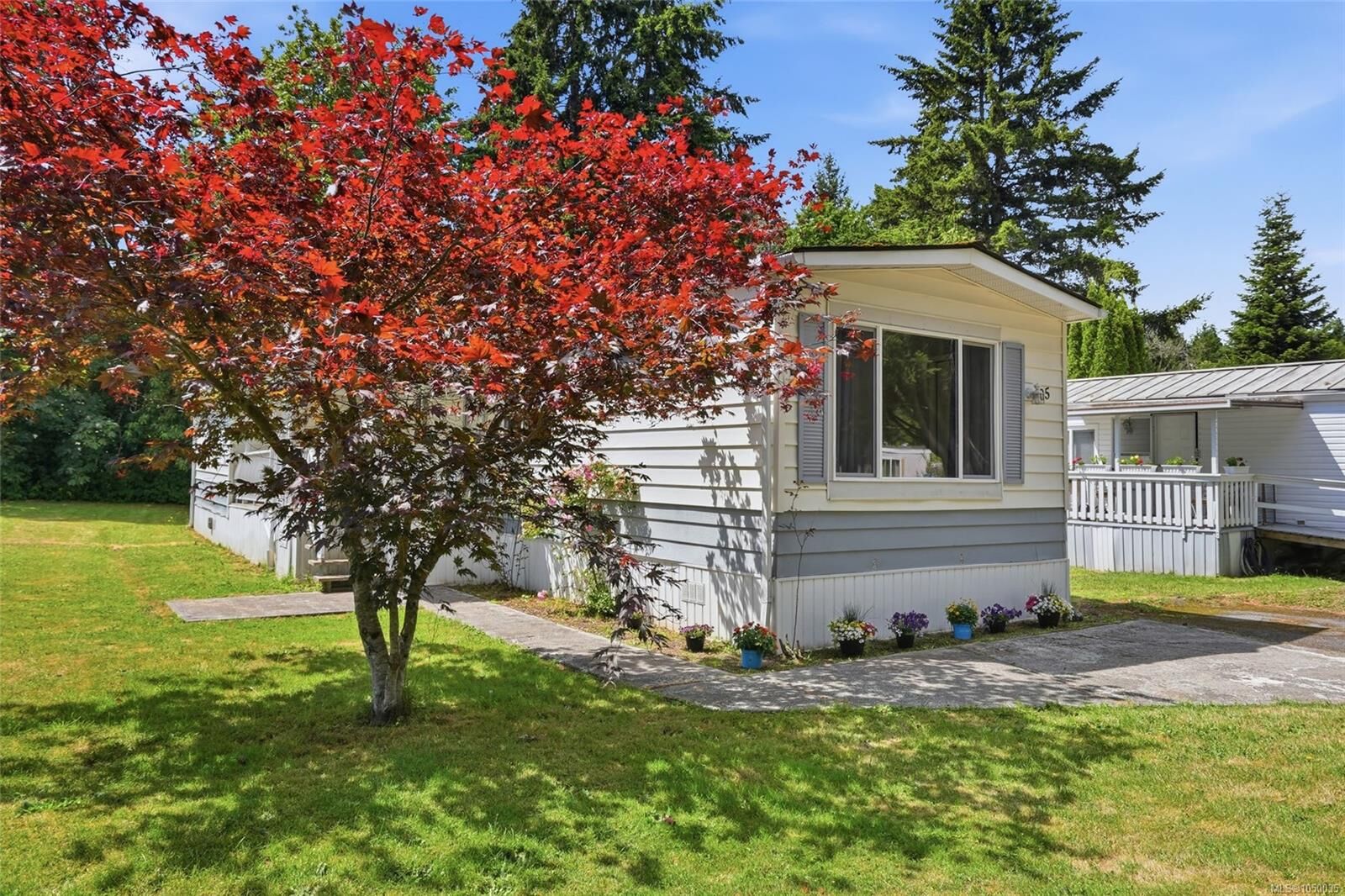 Property Photo:  1359 Cranberry Ave #105  BC V9R 6L5 
