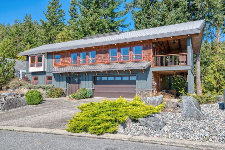 Property Photo: 4622 Sinclair Bay Road 4 BC V0N 1S1