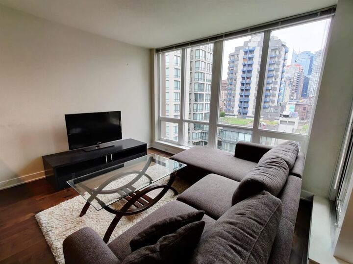 Property Photo:  1055 Richards Street 1002  BC V6B 0C2 