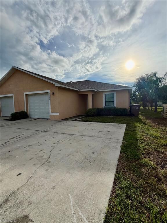 Property Photo: 4124 Skyline Blvd FL 33914