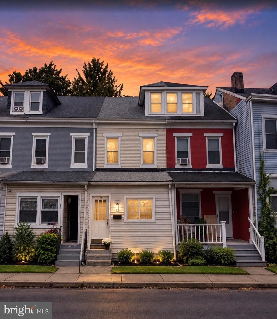 Property Photo:  15 Ward Avenue  NJ 08609 