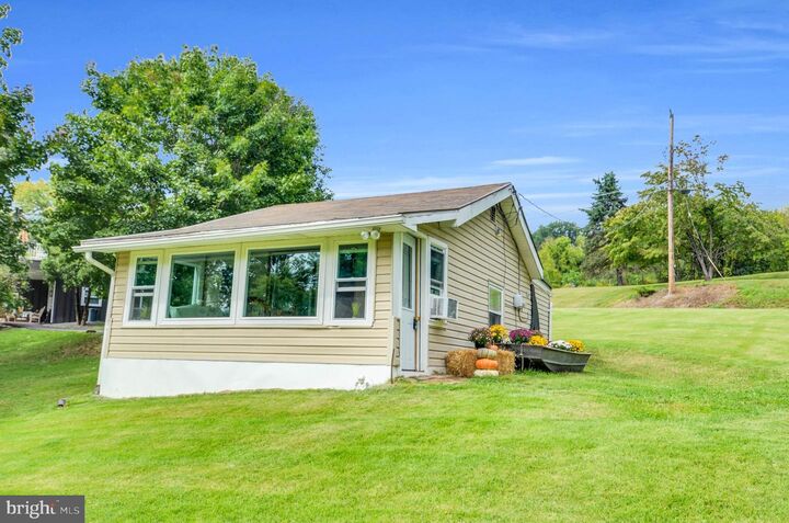 Property Photo:  473 N Shore Drive  PA 19534 