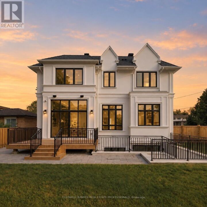 Property Photo:  7 Knollview Crescent  ON M2K 2C9 