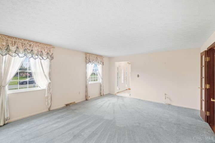 Property Photo: 7637 Delview Drive OH 45069
