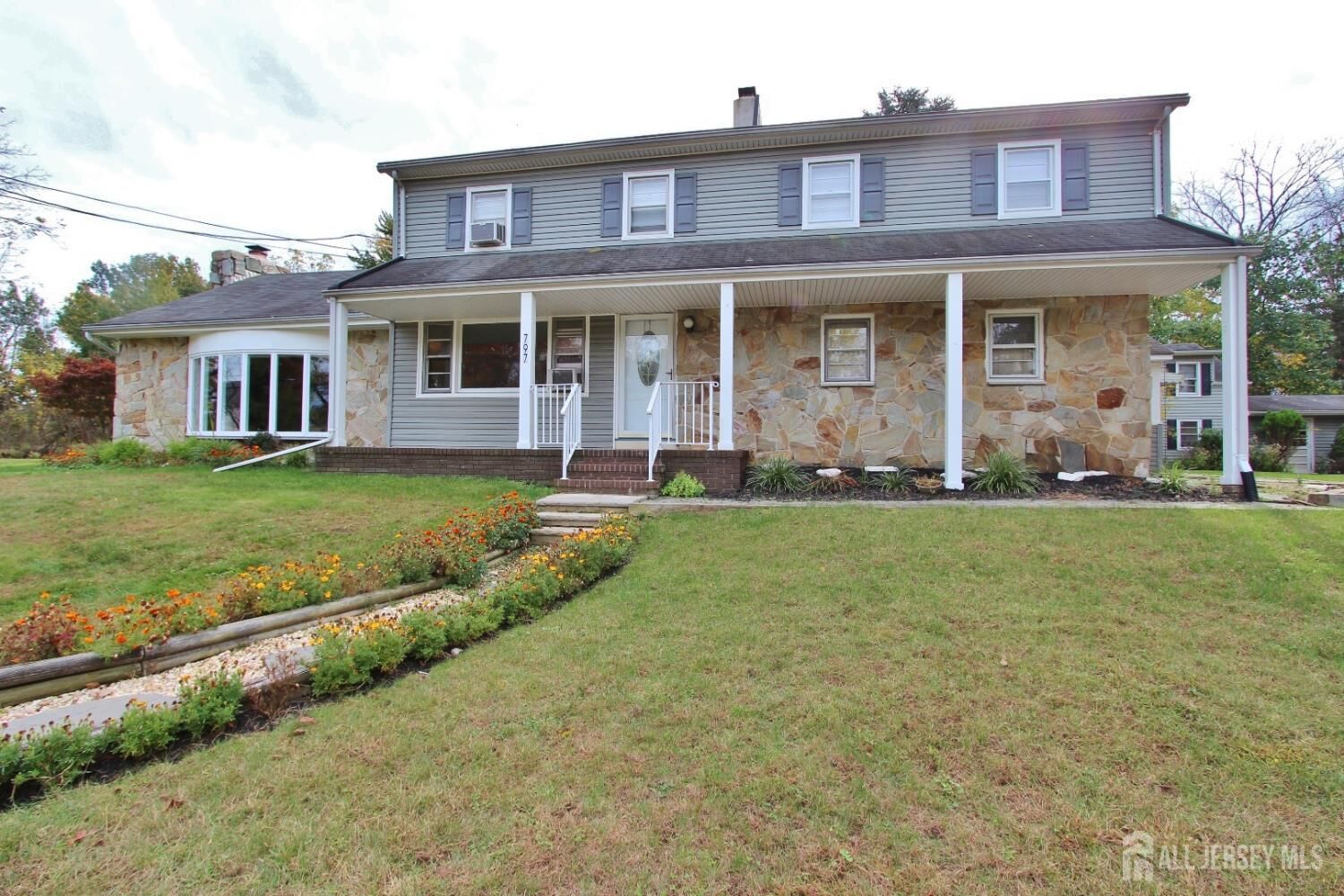 Property Photo: 779 New Durham Road NJ 08817