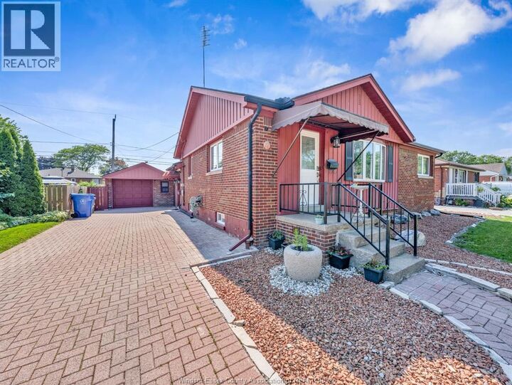 Property Photo:  3551 Dominion Boulevard  ON N9E 2P1 