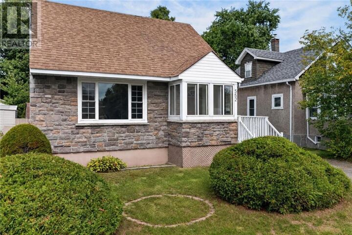 Property Photo: 552 Pine Street ON P3C 1Y6