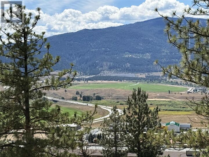 Property Photo:  2724 Grandview Heights  BC V1K 1R1 