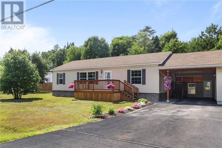 Property Photo:  124 Yocom Drive  ON P5E 1N3 