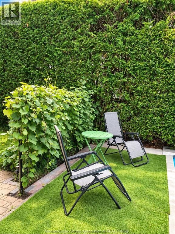 Property Photo:  22 Northview Road  ON K2E 6A7 