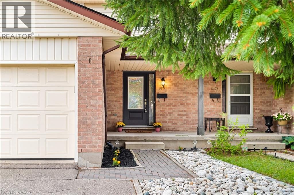 Property Photo: 647 Pinerow Crescent A ON N2T 2K5