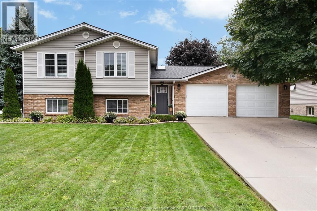 Property Photo:  856 Lawndale  ON N9Y 3Y8 