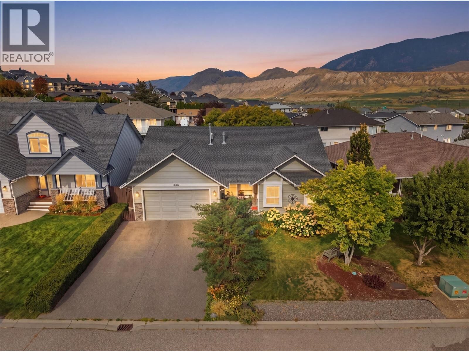 Property Photo:  335 Cougar Road  BC V2C 6V1 