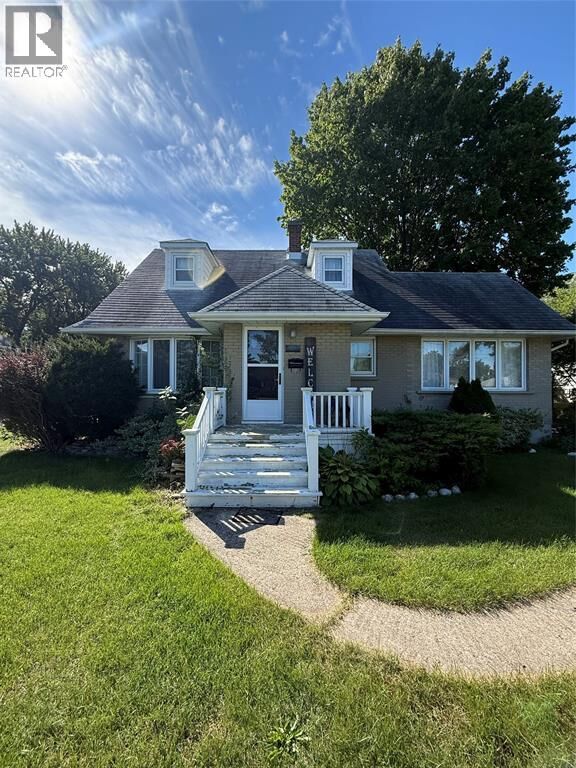 Property Photo:  881 Michigan Avenue  ON N7V 1L7 