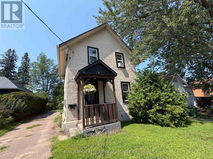 Property Photo:  346 Trafalgar Road  ON K8A 5A9 