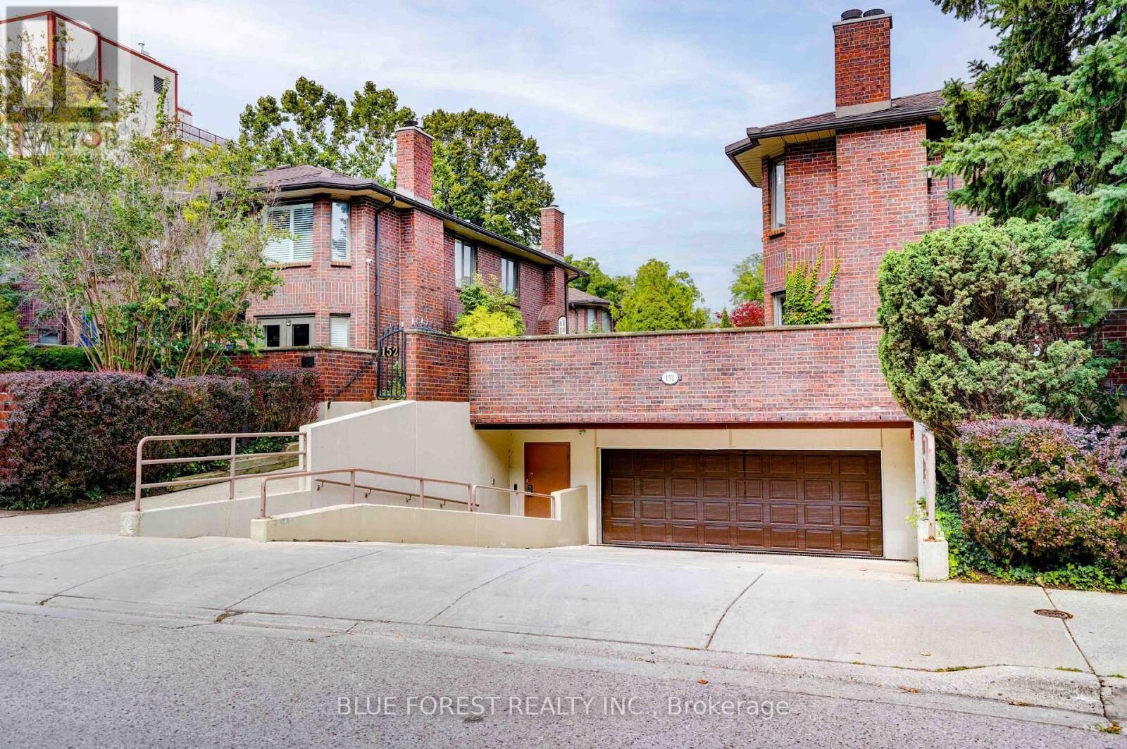 Property Photo: 152 Albert Street ON N6A 1M6