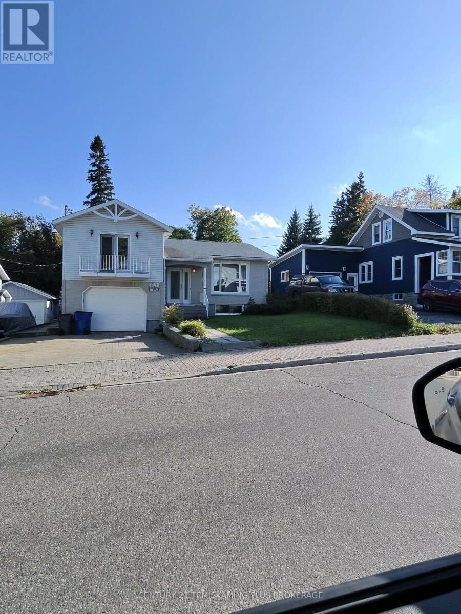Property Photo:  430 Main Street  ON P0J 1K0 