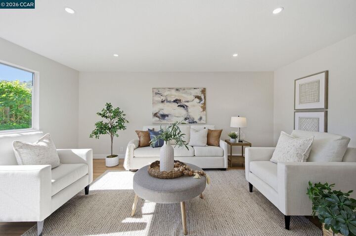 Property Photo:  2465 Wright Ave  CA 94564 