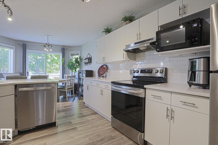 Property Photo:  8 Belfry Fairway Crescent  AB T7Z 2M8 
