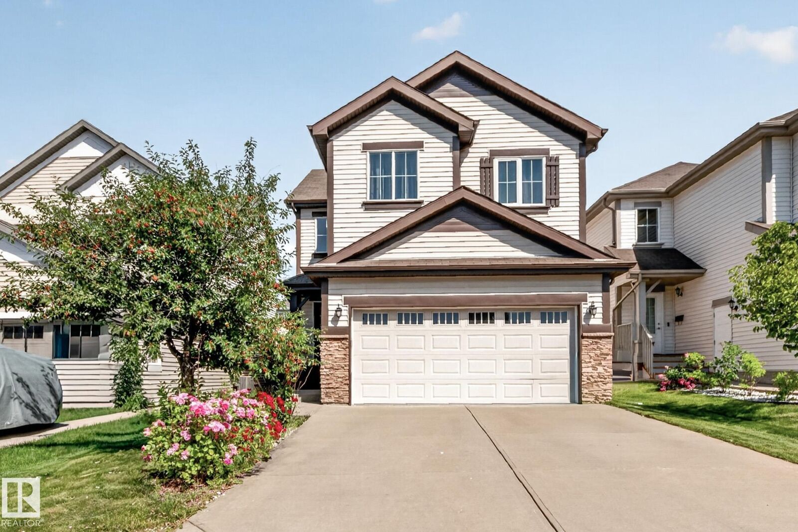 Property Photo:  1115 61 Street SW  AB T6X 0M5 