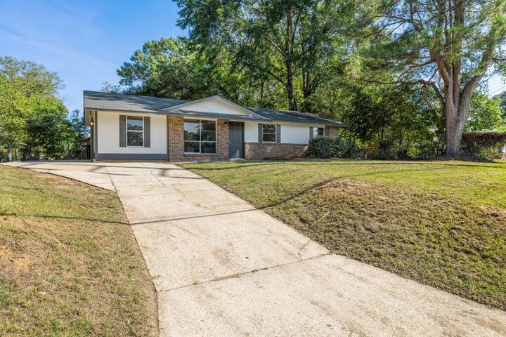 Property Photo: 2473 Broadmoor Drive GA 31903