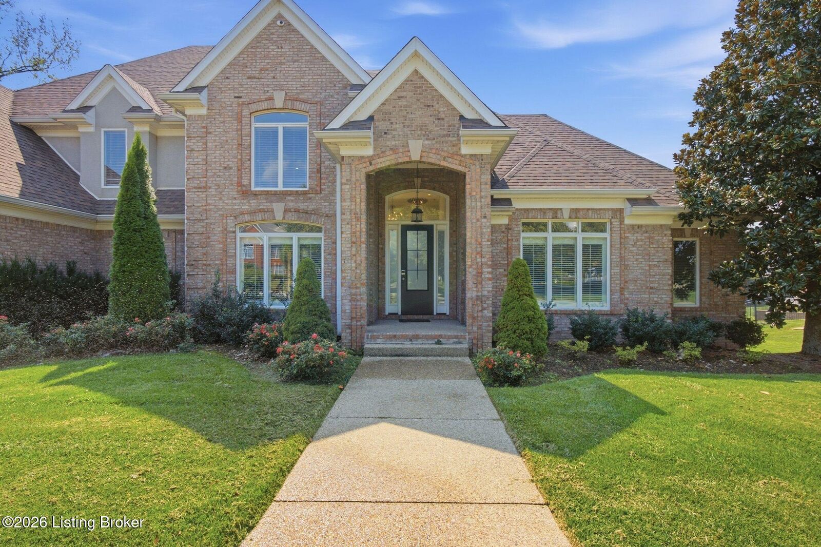 Property Photo: 11732 Paramont Way KY 40059