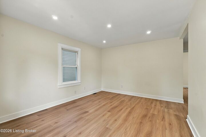 Property Photo: 1709 Washington Blvd KY 40242