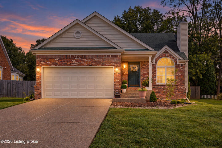 Property Photo: 703 Eastgate Village Pl KY 40223