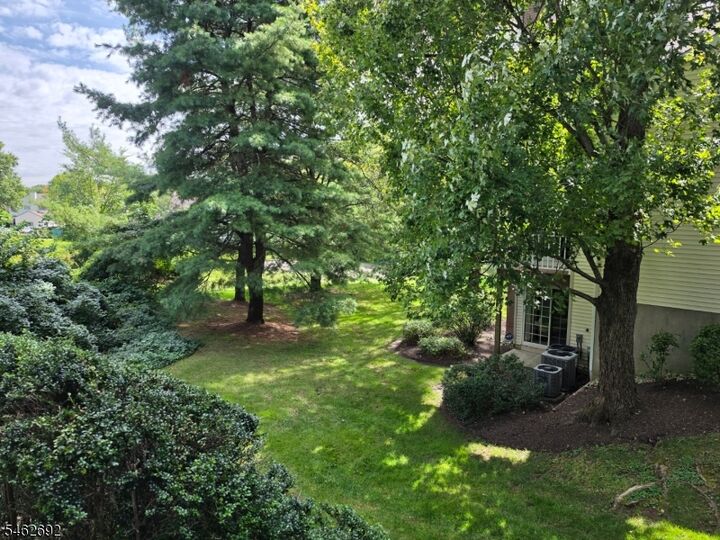 Property Photo:  346 Potomac Dr  NJ 07920 