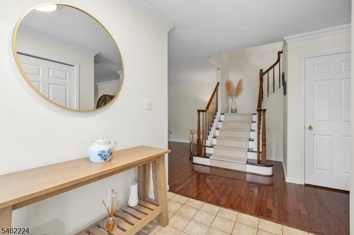 Property Photo:  2 Avery Ct  NJ 07940 