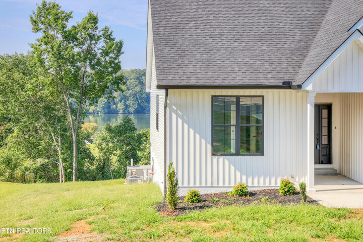 Property Photo:  456 Fore Drive  TN 37774 