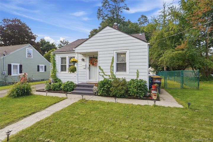Property Photo:  25 Hayes Street  NY 12401 