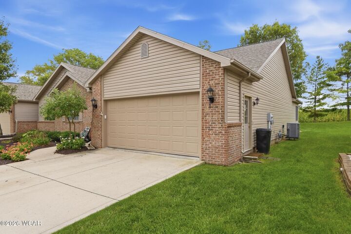 Property Photo:  251 Brookview Court  OH 45801 