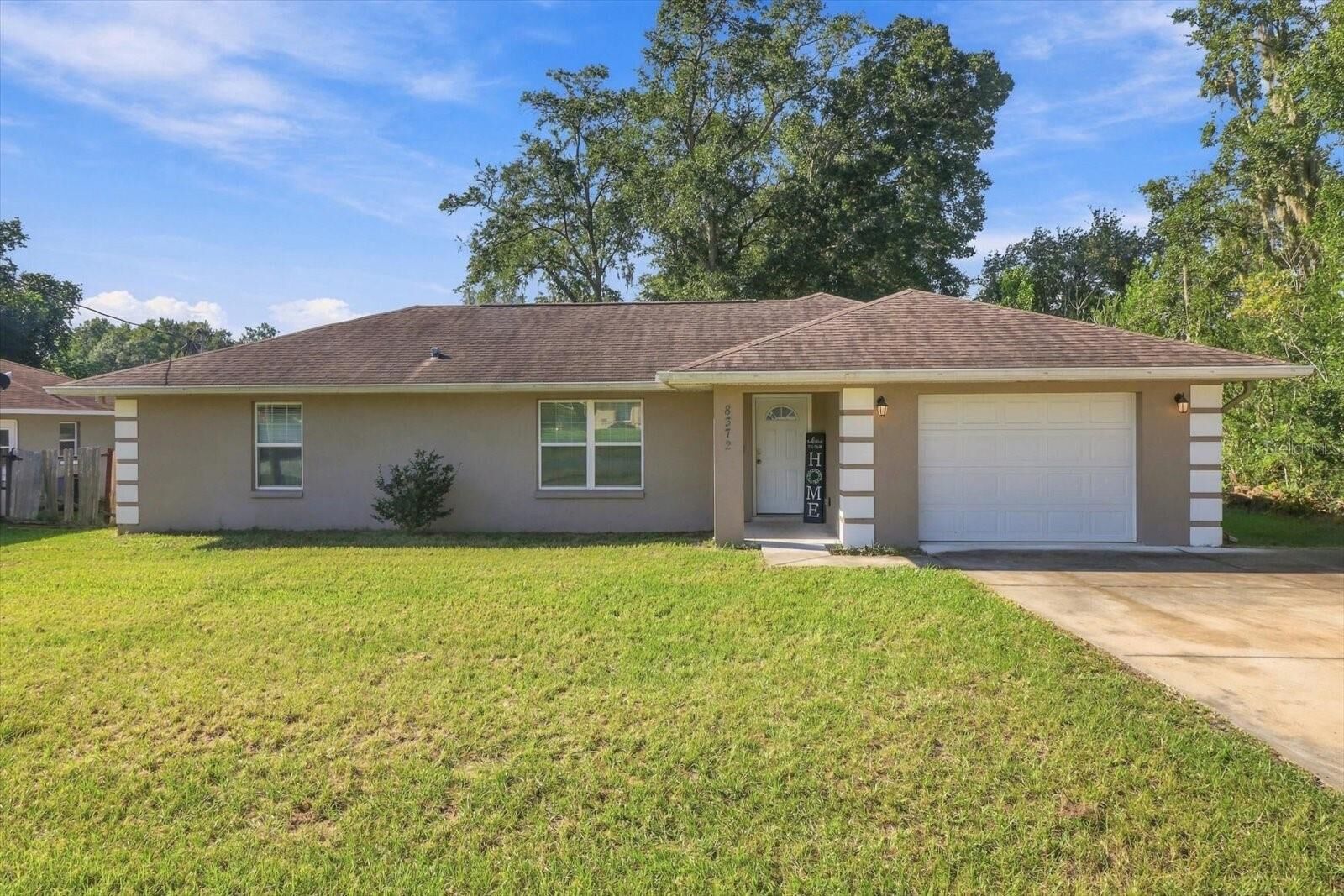 Property Photo:  8372 SE 156th Street  FL 34491 
