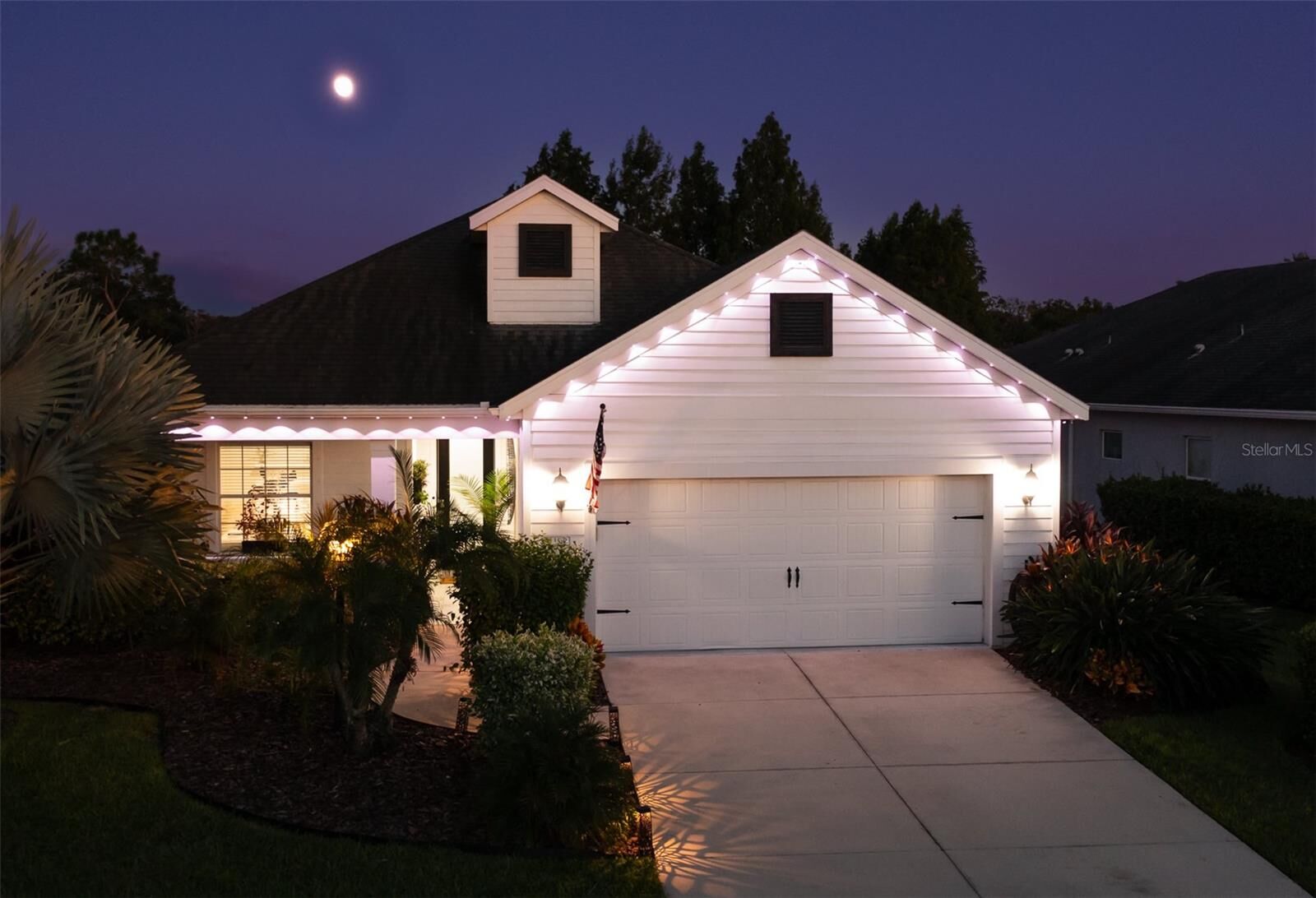 Property Photo: 1510 Westover Avenue FL 34219