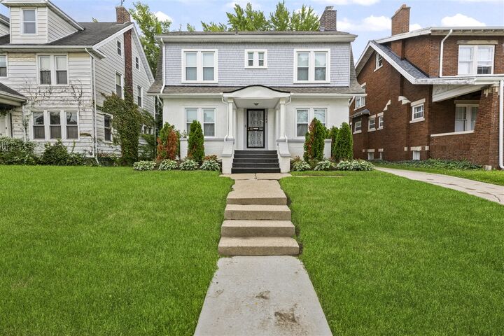 Property Photo:  123 Puritan Avenue  MI 48203-2730 