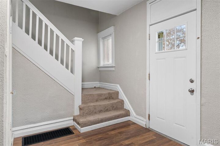 Property Photo:  3706 Neosho Street  MO 63116 