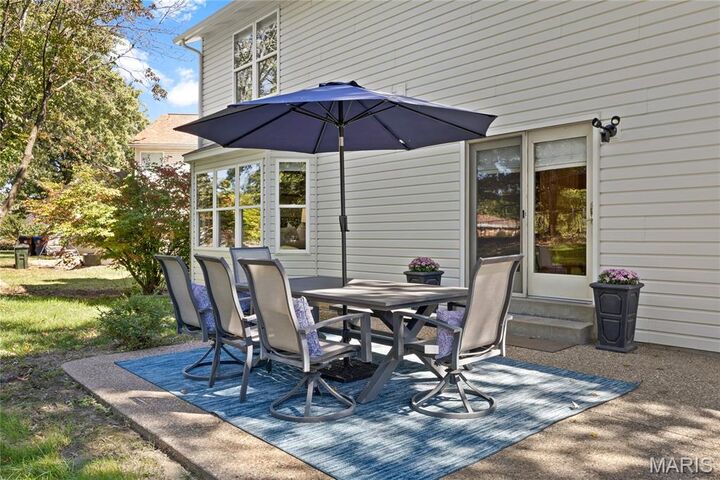 Property Photo: 739 Winterfield Drive MO 63304