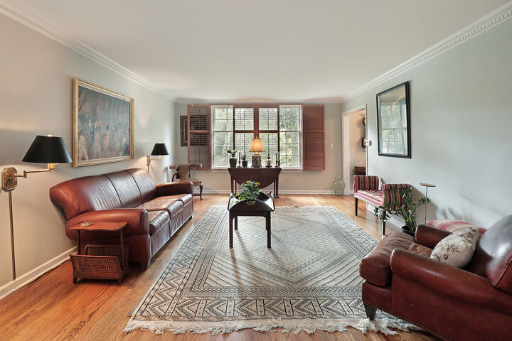 Property Photo: 1024 Old Elm Place IL 60022