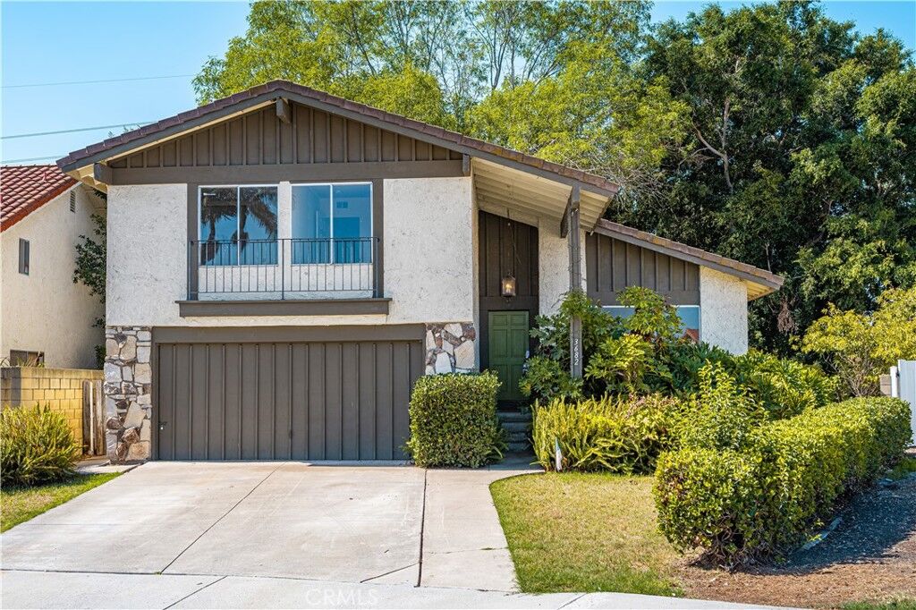Property Photo:  3682 Blackthorn Street  CA 92606 