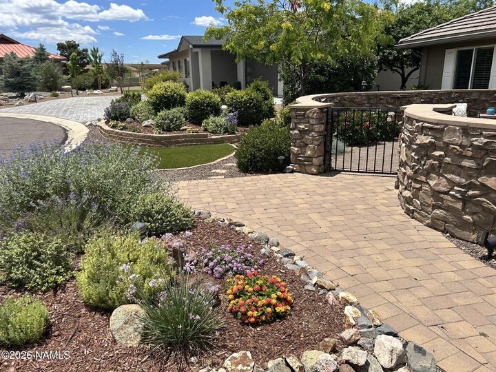 Property Photo: 1930 Golf View Lane AZ 86301