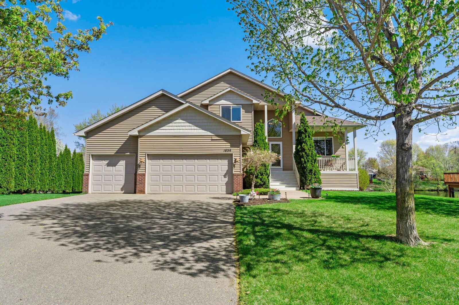 Property Photo: 1839 Quebec Street MN 55038