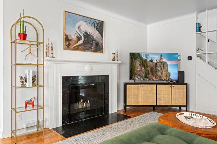 Property Photo: 812 Nebraska Avenue E MN 55106