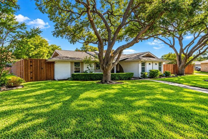 Property Photo: 2409 Fairview Drive TX 75075