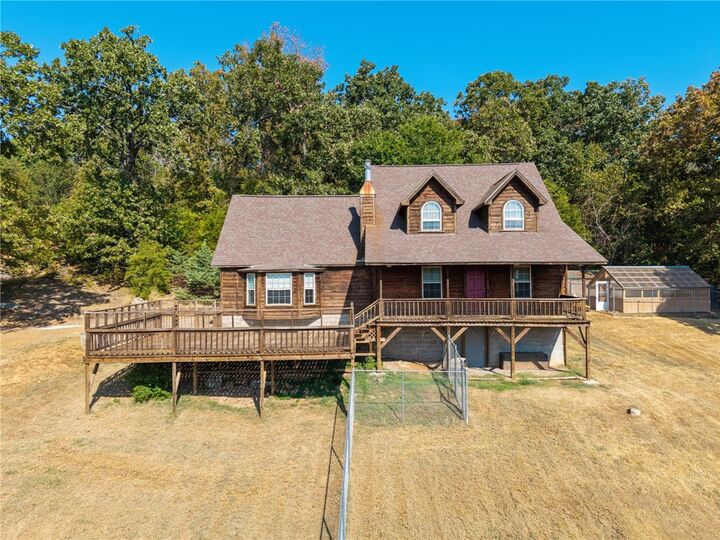 Property Photo: 4518 Whitetail Pt AR 72956