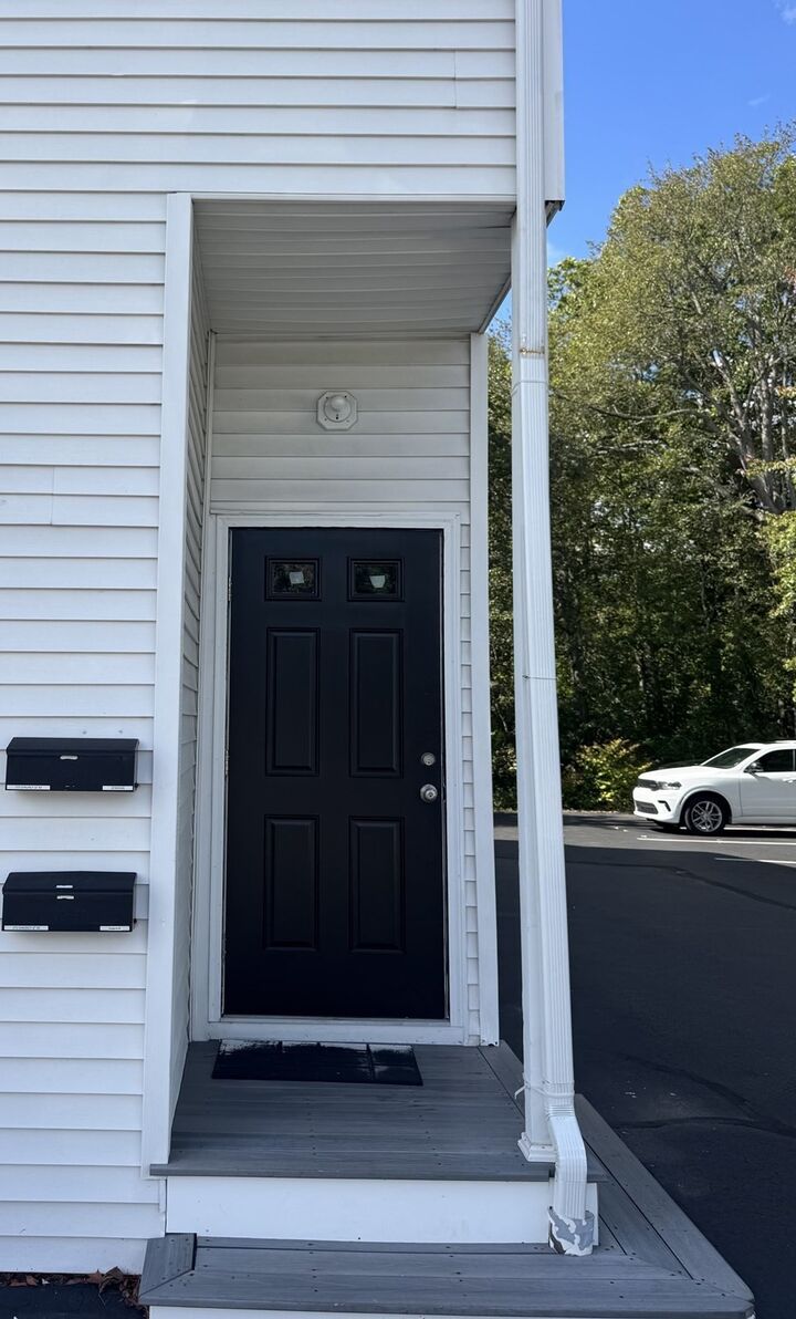 Property Photo:  273 Chauncy Street 2A  MA 02048 