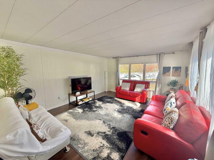 Property Photo: 9-726 Carmichael Lane AB T7V 1T1