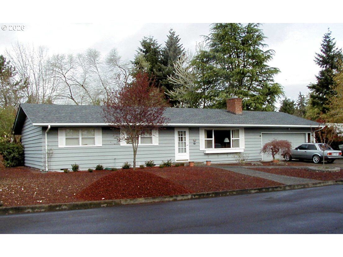 Property Photo: 714 Dayton Ave WA 98664