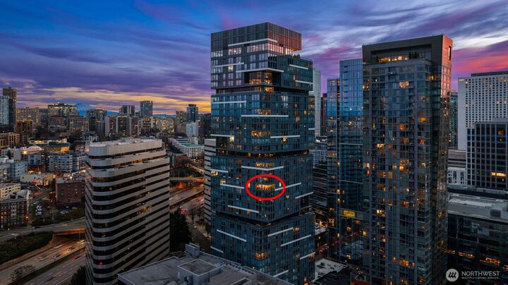 Property Photo: 1808 Minor Avenue 2308 WA 98101