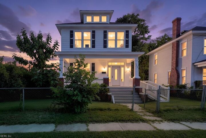 Property Photo: 2114 Chestnut Ave VA 23607